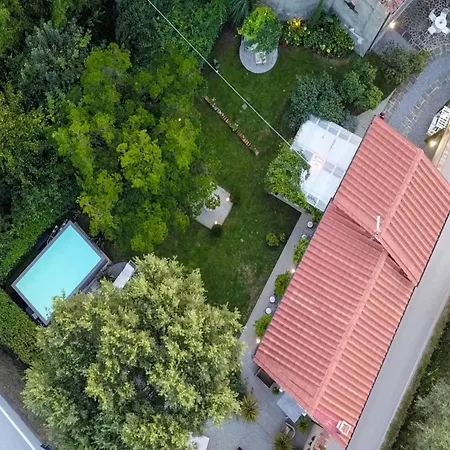 Villa Amazing Near *